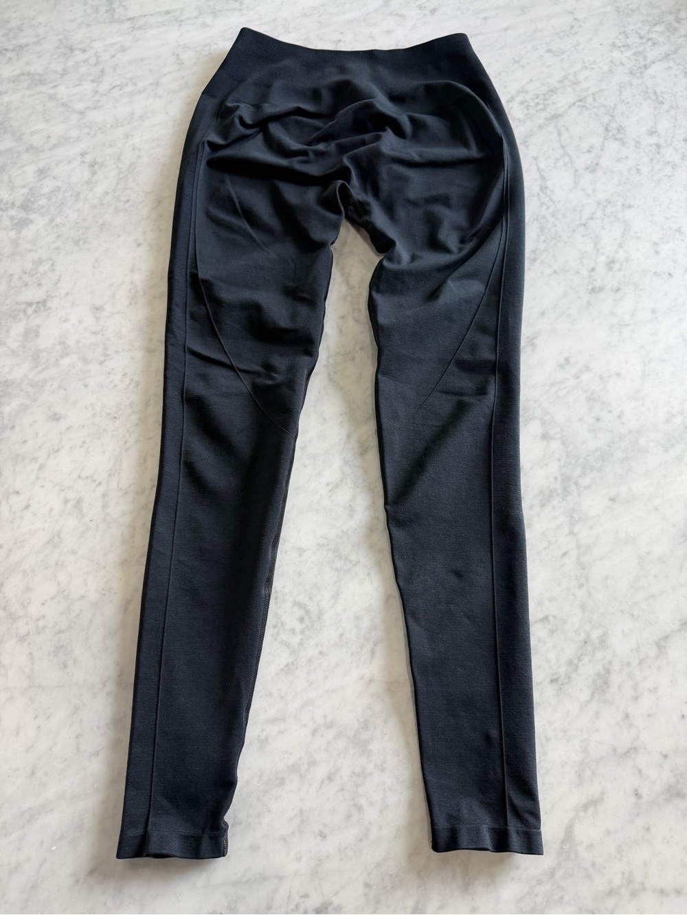 Better Bodies Scrunch Butt Leggings Black High Waist Gym (Fits like M) - Picture 2 of 6